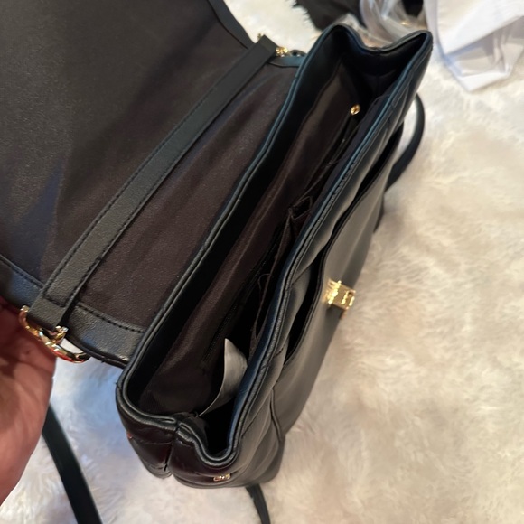 Black purse - Picture 3 of 4